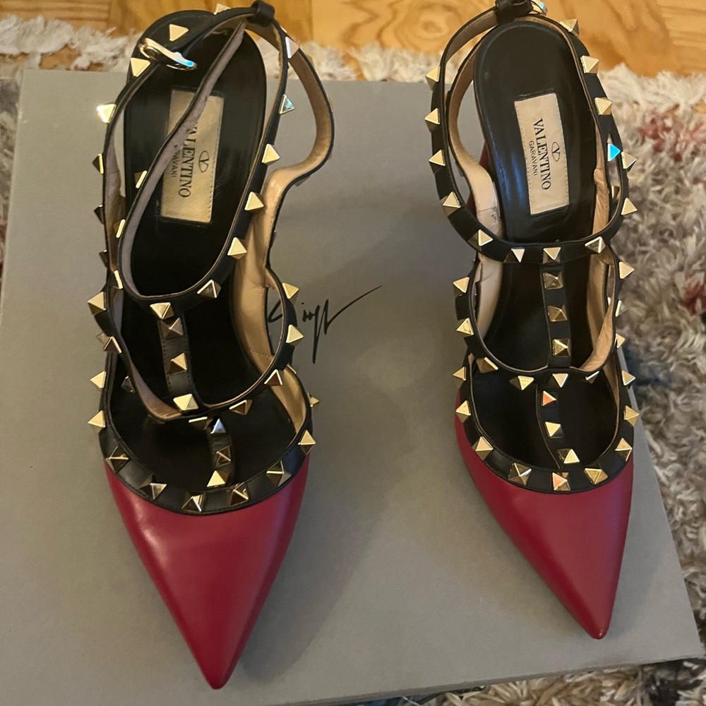 Valentino Rock Stud
